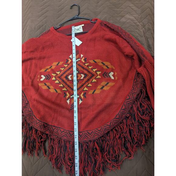 Southwestern style rust colored sweater with fringe detailing by Cotton & Rye - Picture 6 of 8
